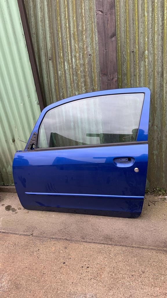 Linker portier Mitsubishi Colt van 2006, Auto-onderdelen, Carrosserie en Plaatwerk, Deur, Mitsubishi, Links, Gebruikt, Ophalen of Verzenden