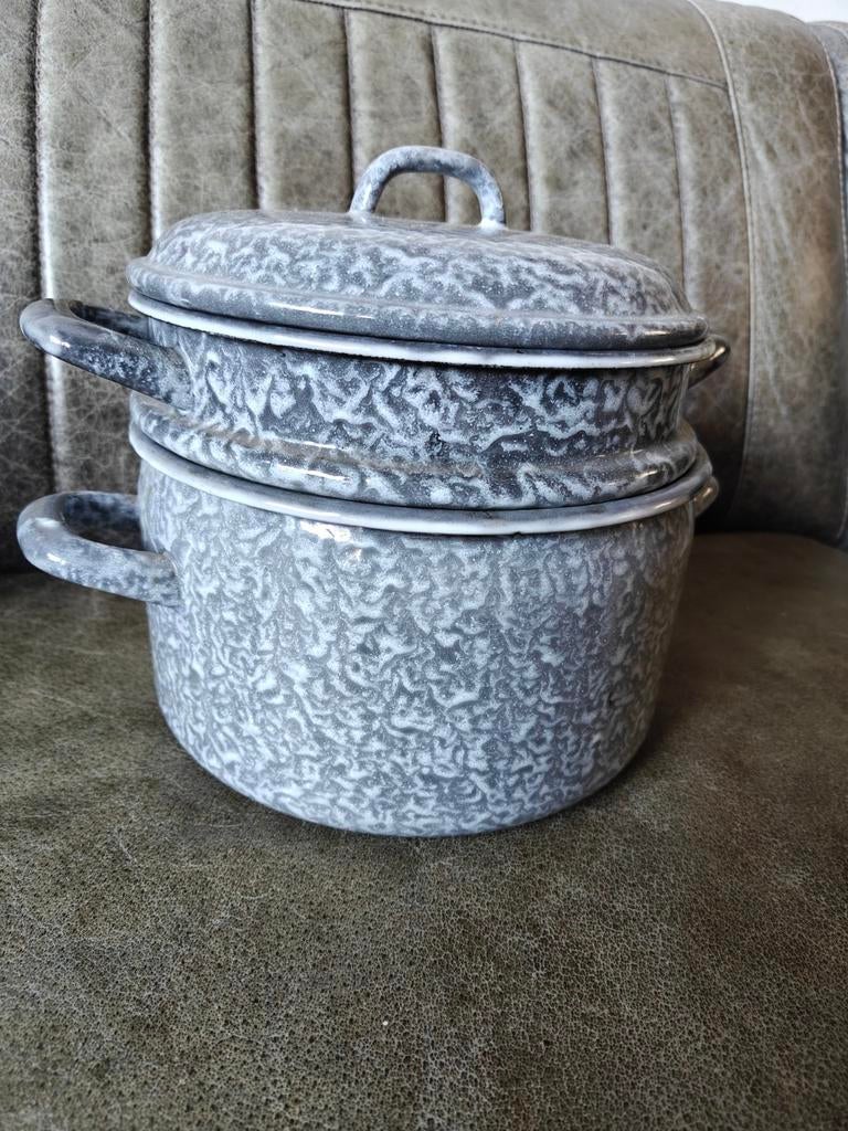 Grijs gewolkt emaille rijststomer pan, Antiek en Kunst, Antiek | Emaille, Ophalen