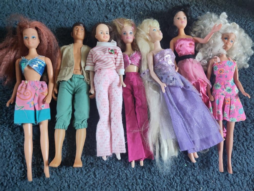 Diverse Barbie achtige met kleding, Ophalen of Verzenden, Barbie
