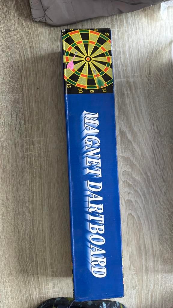 Kinder magnetisch dartbord, Ophalen, Zo goed als nieuw, Dartbord