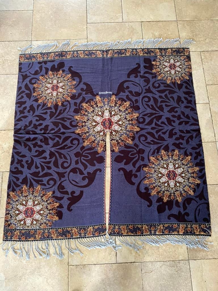 Desigual reversible poncho, Ophalen of Verzenden, Gedragen