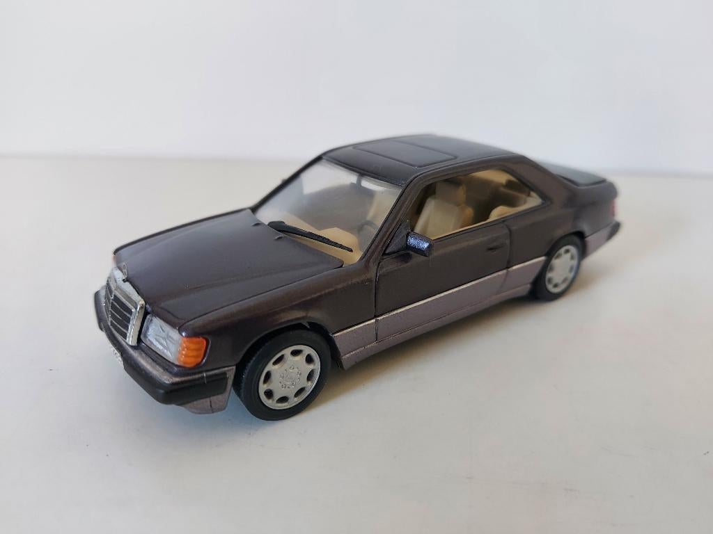 Minichamps 430 003414 Mercedes-Benz 300 CE-24 coupé, Ophalen of Verzenden, Zo goed als nieuw, Auto, MiniChamps