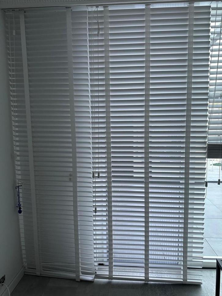 Set van 5 Houten Jaloezieën - Wit, Huis en Inrichting, Stoffering | Gordijnen en Lamellen, Zo goed als nieuw, 200 cm of meer, 50 tot 100 cm
