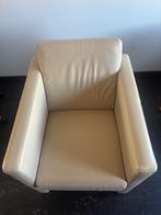 Leren fauteuil, gebroken wit. Eenvoudig en elegant., Huis en Inrichting, Ophalen, 75 tot 100 cm, Zo goed als nieuw, Tijdloos
