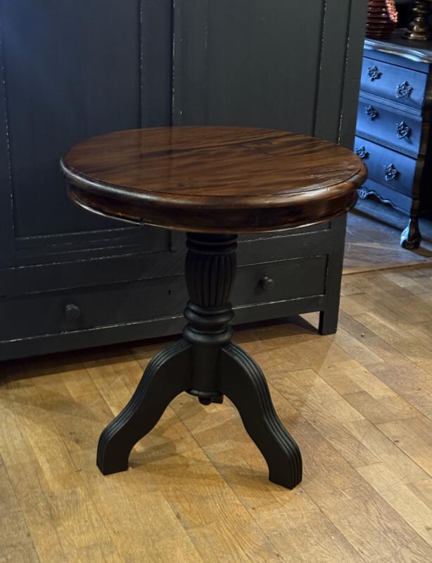 Vintage tafeltje, oude wijntafel, bijzettafel, tafel VdlM, Ophalen