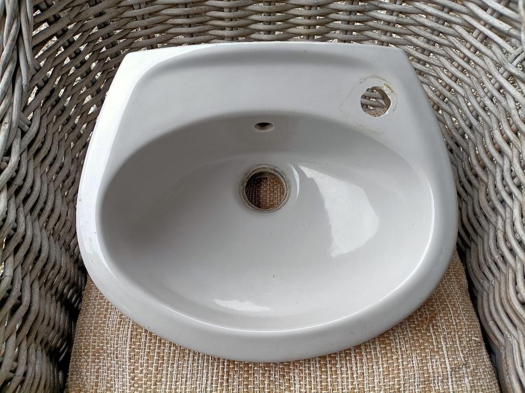 Vintage wastafel jaren 50/60, Huis en Inrichting, Badkamer | Badkamermeubels, Ophalen, Gebruikt, 50 tot 100 cm, Minder dan 100 cm