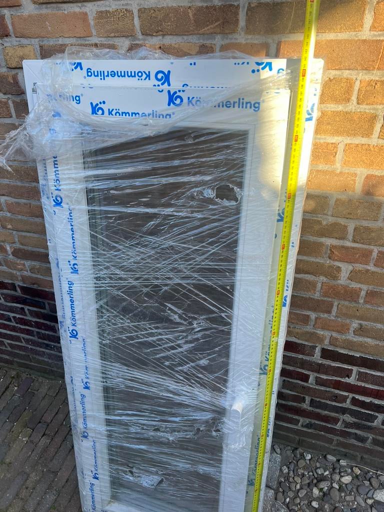 PVC raam met triple glas, Ophalen, 30 tot 80 cm, Cv-ketel of Combi-ketel, Minder dan 60 cm