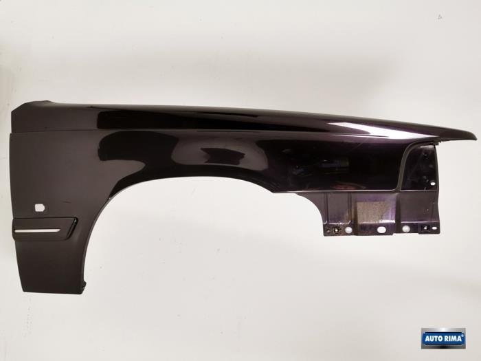 Scherm rechts-voor van een Volvo S90 (433)