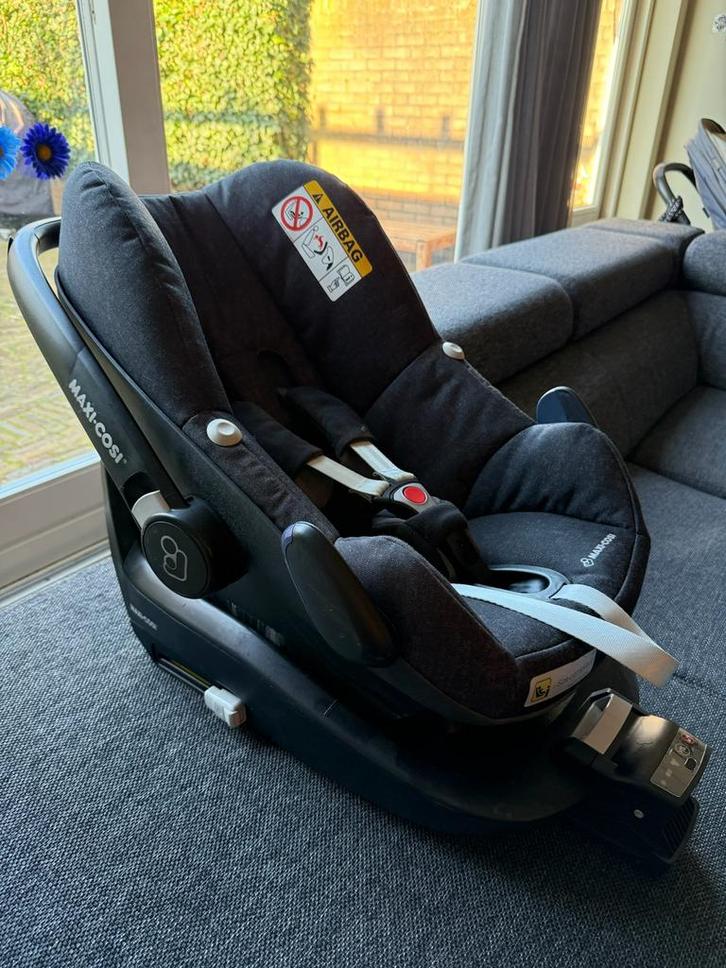 Maxi cosi pebble plus + isofix + Koeka accesoires, Kinderen en Baby's, Autostoeltjes, Gebruikt, Maxi-Cosi, 0 t/m 13 kg, Isofix
