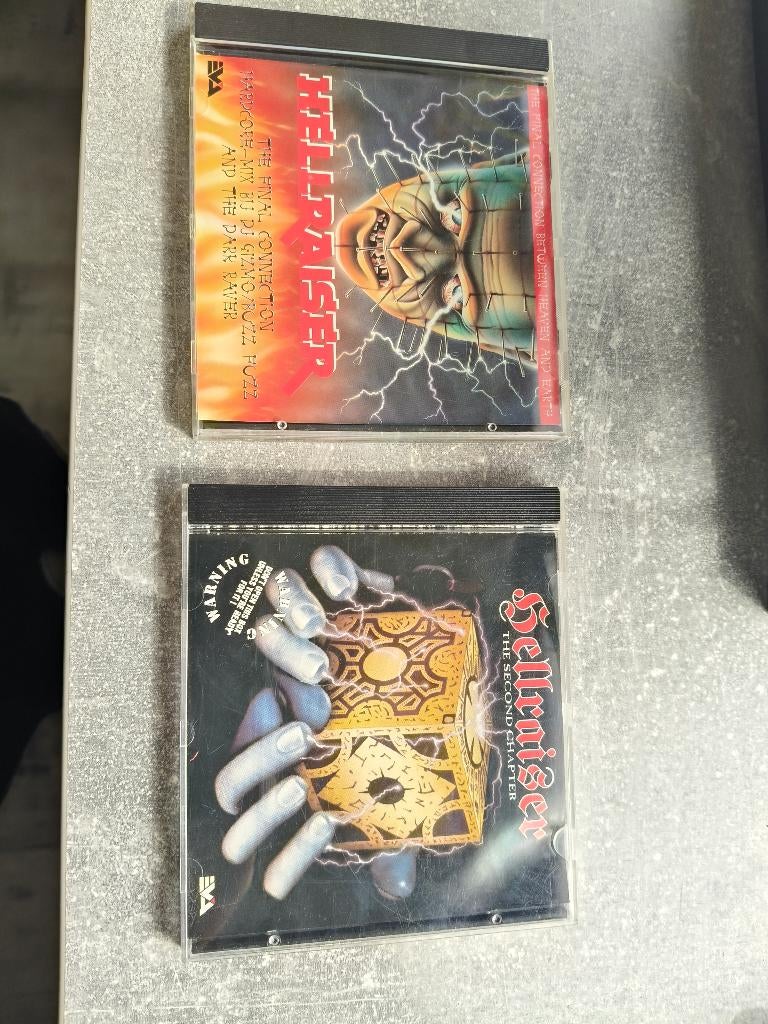 Cd s hellraiser, Verzenden, Zo goed als nieuw