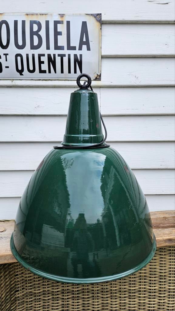 Emaille  Vintage Hanglamp, Huis en Inrichting, Lampen | Hanglampen, Gebruikt, 50 tot 75 cm, Ophalen of Verzenden, Metaal