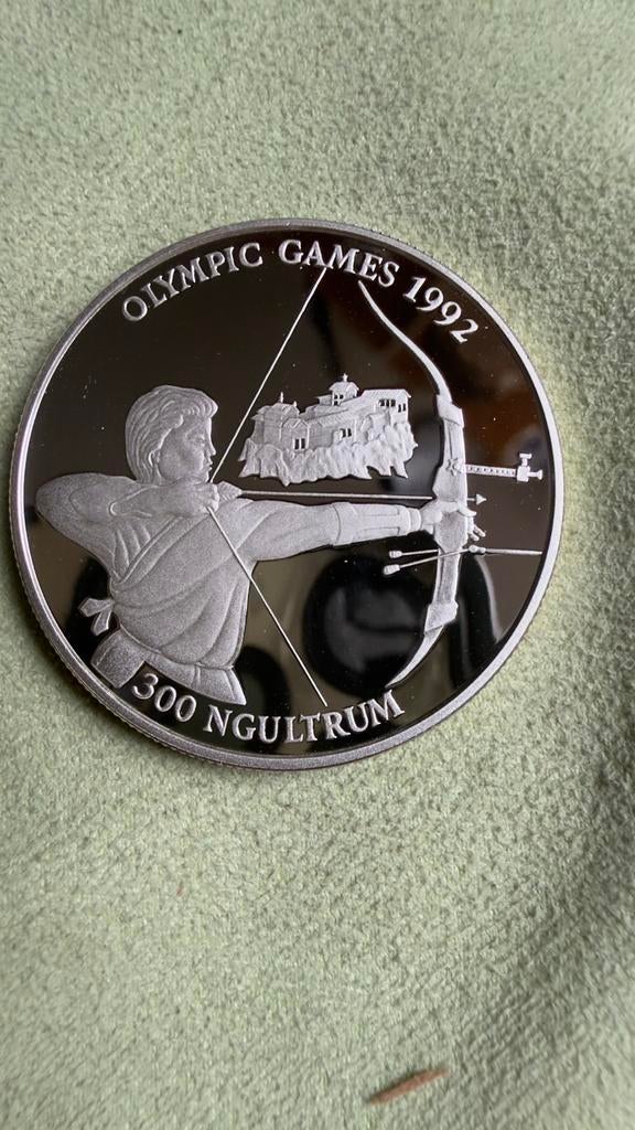 300 Ngultrums (Olympics) - Bhutan, Postzegels en Munten, Edelmetalen en Baren, Verzenden, Zilver