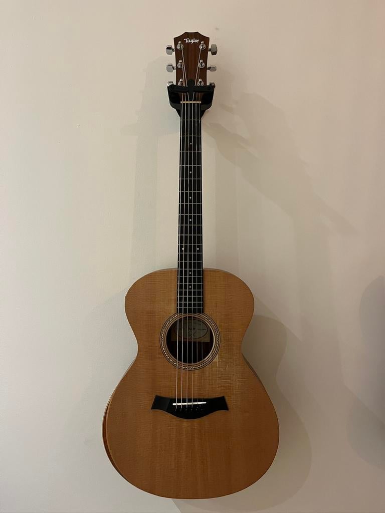 Taylor Academy 12e semi akoestische gitaar, Muziek en Instrumenten, Ophalen, Zo goed als nieuw, Western- of Steelstringgitaar