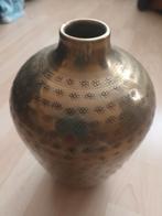 Vaas goudkleurig alumin.28h 17cmdiam., Ophalen, Overige kleuren, Overige materialen, Minder dan 50 cm