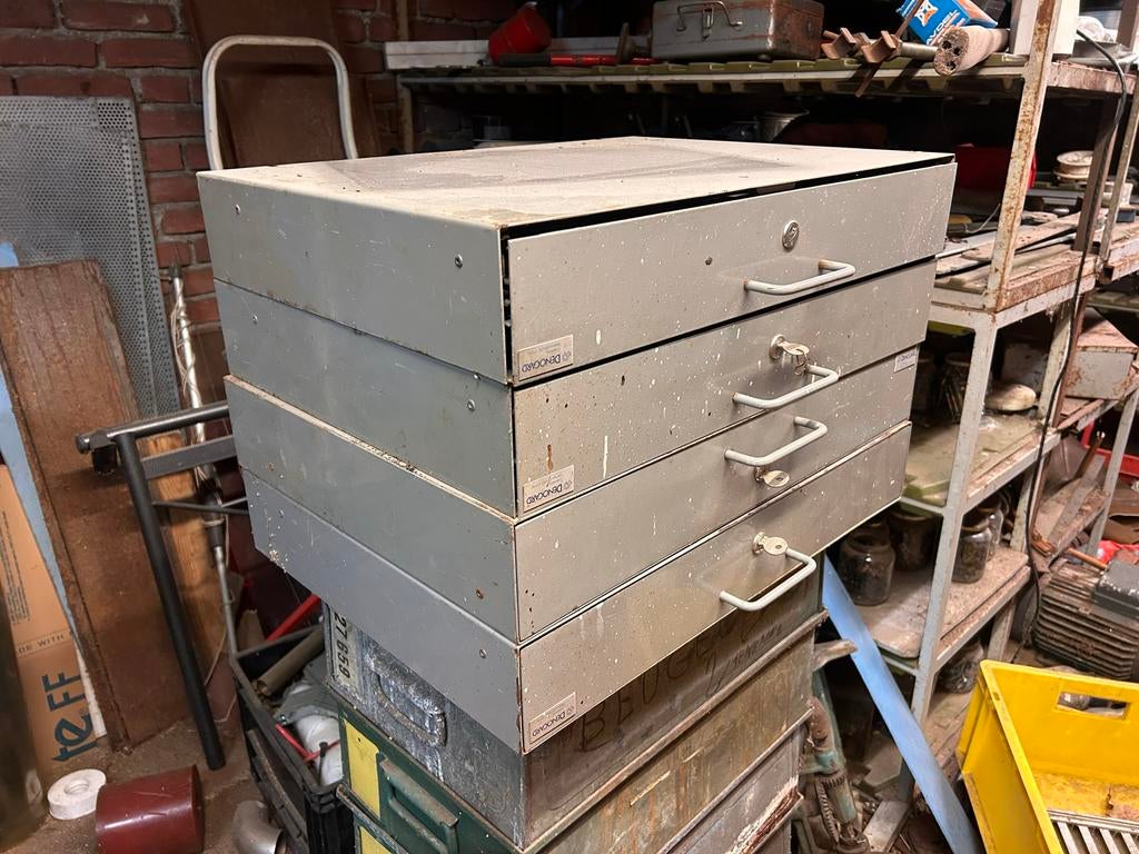 Metalen ladekast met 4 laden - Werkplaatsopberger, Doe-het-zelf en Verbouw, Ophalen, Gebruikt, 70 tot 120 cm