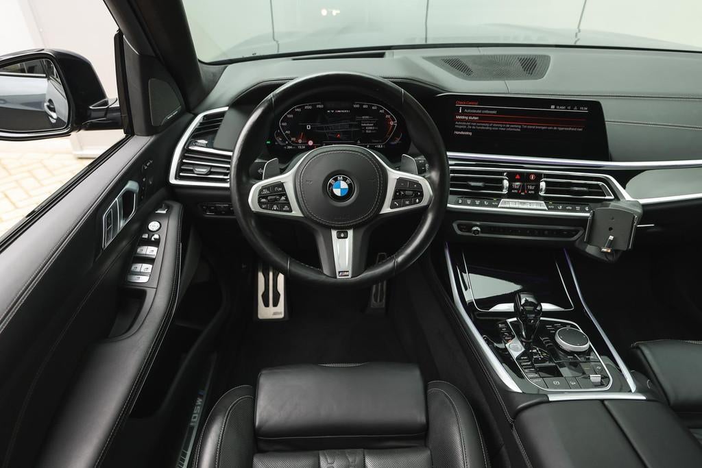 BMW X7 M50i High Executive Automaat / Active Steering / Stoe, Auto's, BMW, Head-up Display, Gebruikt, 4395 cc, 7 stoelen