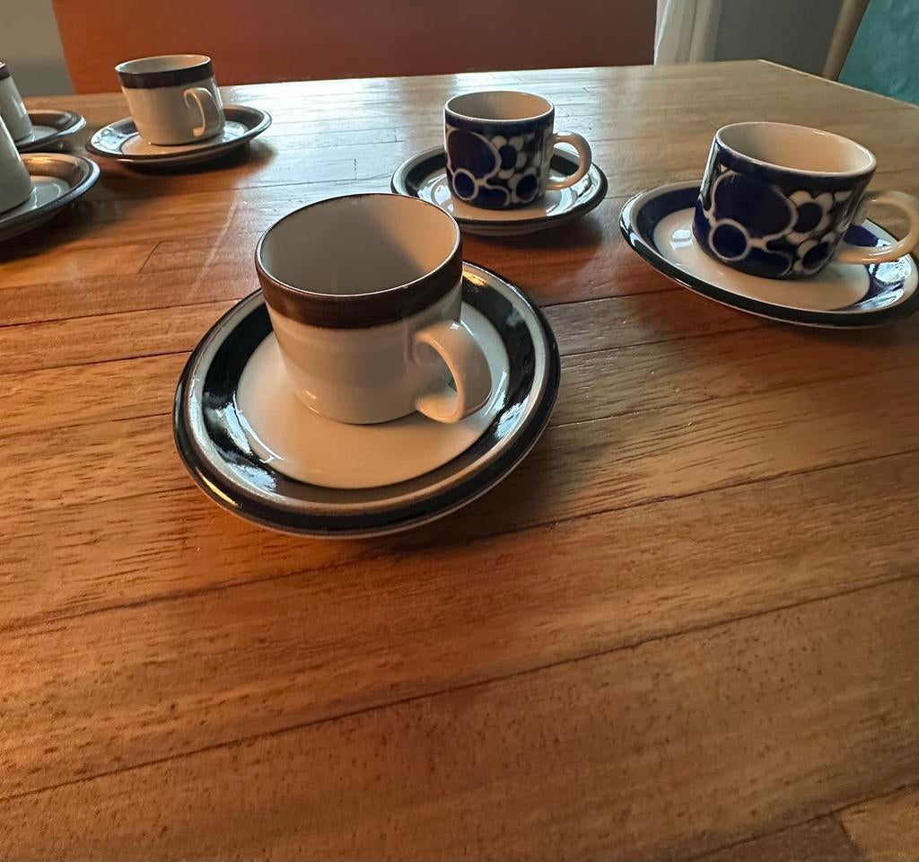 2 kop en schotels Arabia Saara, Antiek en Kunst, Ophalen of Verzenden