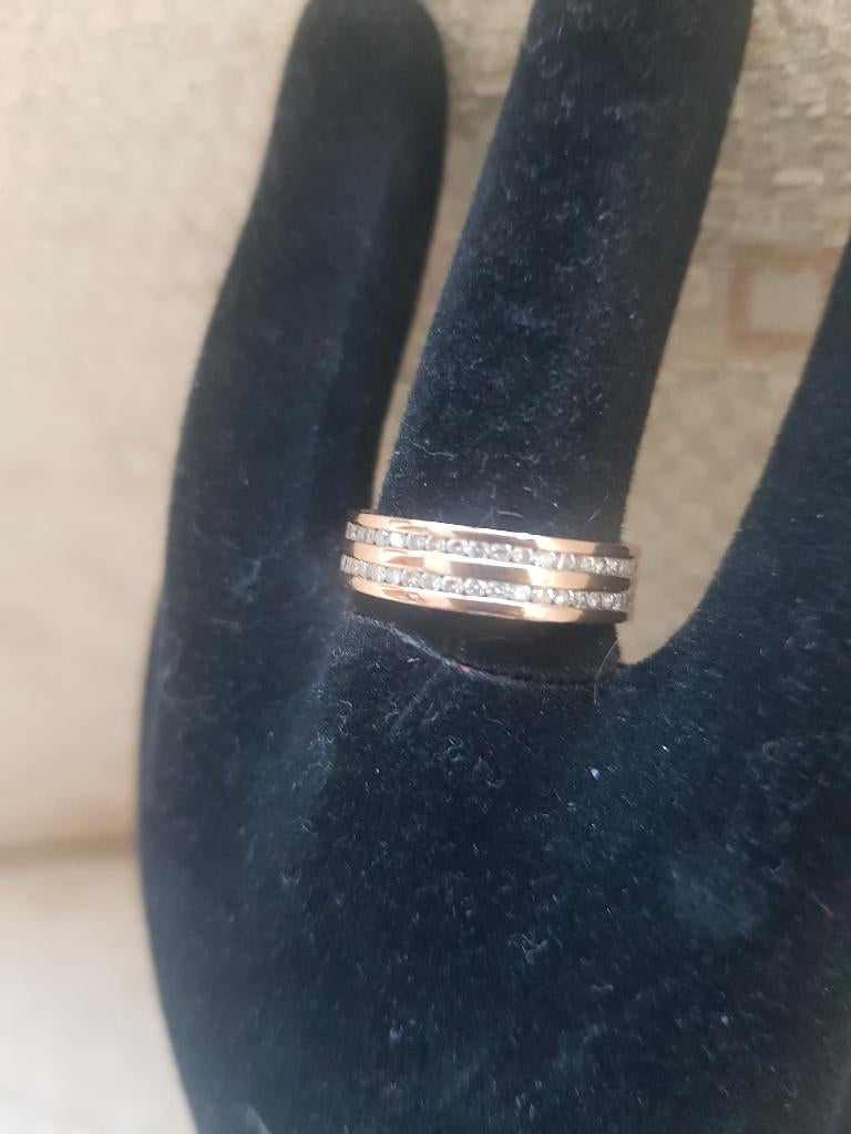 18 krt roségd dubbele alliance ring met ca. 2 crt brilj, Nieuw, Ophalen of Verzenden, 17 tot 18, Met edelsteen