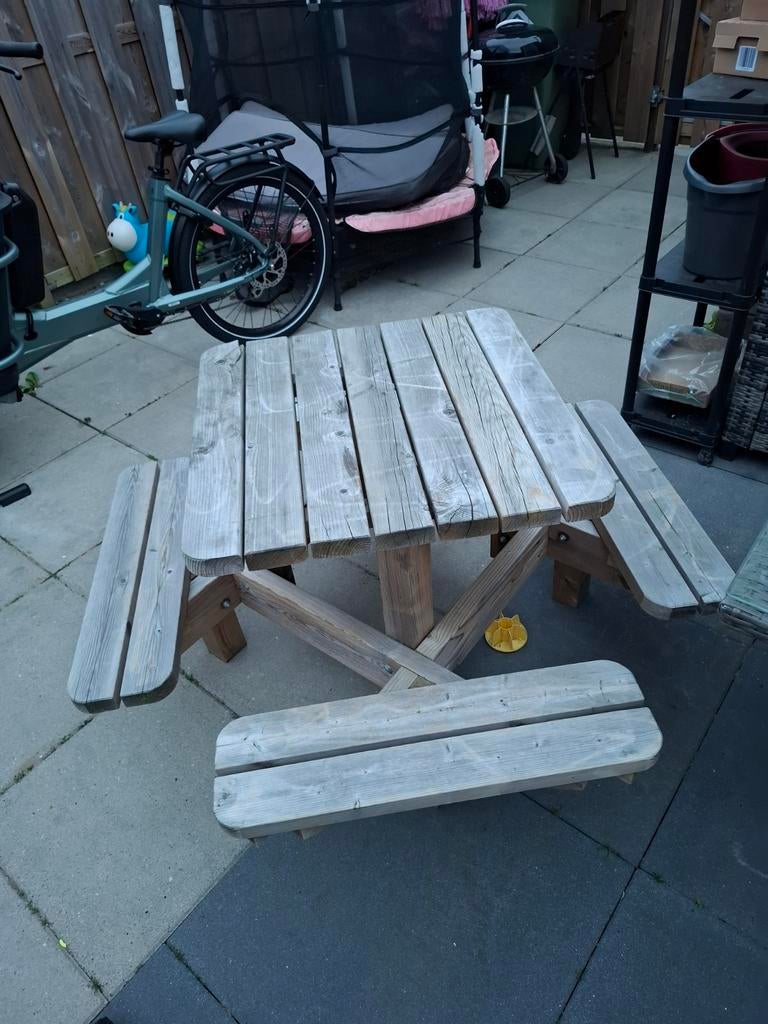 Grote kinderpicknicktafel met bankjes, 1 jaar oud, Ophalen, Vierkant, Hout, Kinderpicknicktafel