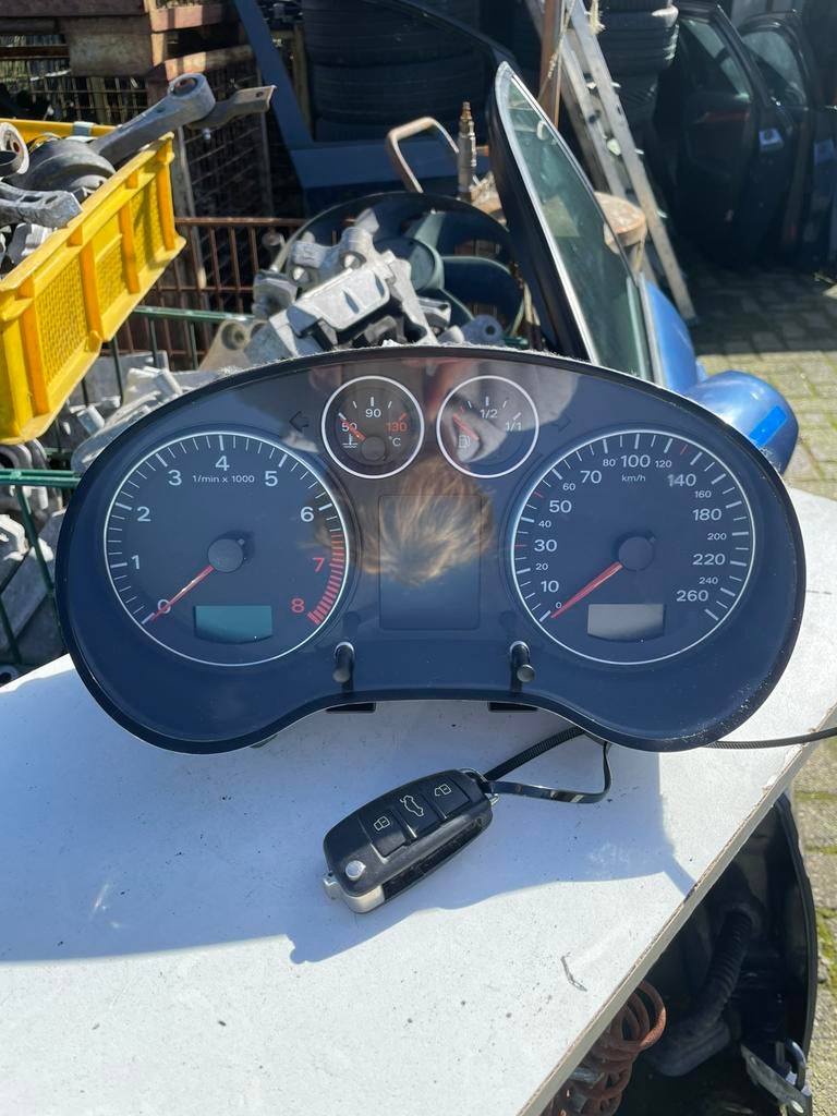 Audi A3 (8P) 1.8TFSi 8P0920931A Instrumentenpaneel + Sleutel, Auto diversen, Auto-accessoires, Ophalen of Verzenden, Zo goed als nieuw
