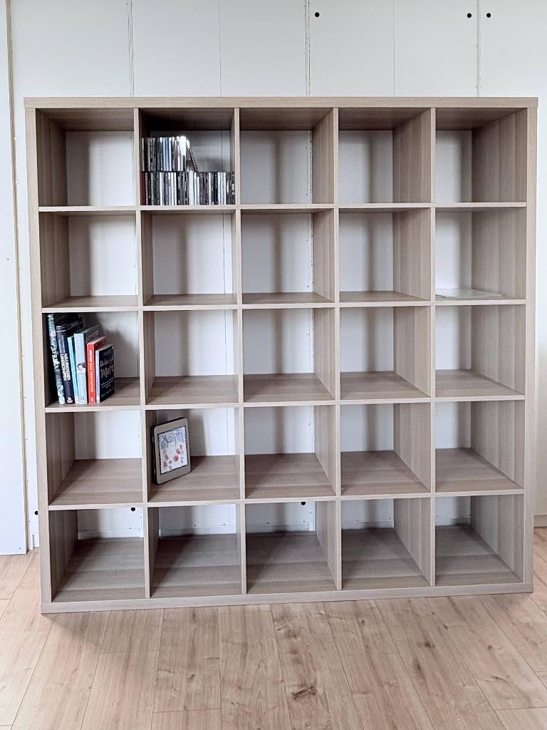 Mooie IKEA Kallax 5x5 = 25 vakken, eiken, 182x182, Ophalen, 100 tot 150 cm, Eikenhout, Zo goed als nieuw