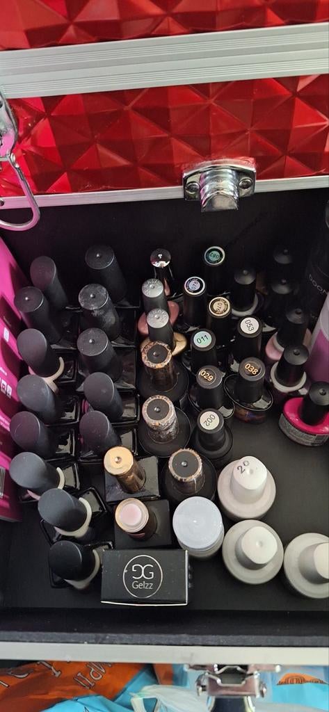 Heel veel Gel Nagellak met Lamp, Sieraden, Tassen en Uiterlijk, Uiterlijk | Cosmetica en Make-up, Ophalen of Verzenden, Zo goed als nieuw
