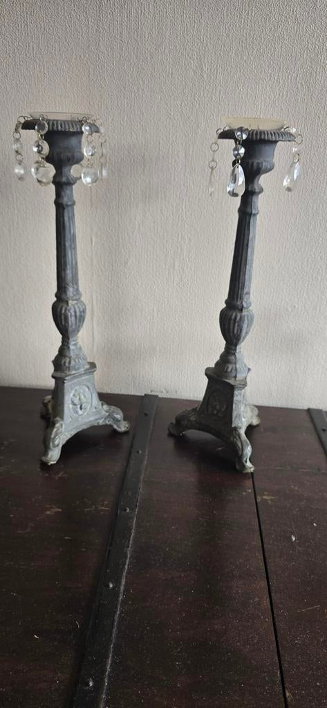 Stijlvolle gietijzeren zware kaars standaards, Antiek en Kunst, Antiek | Kandelaars, Ophalen