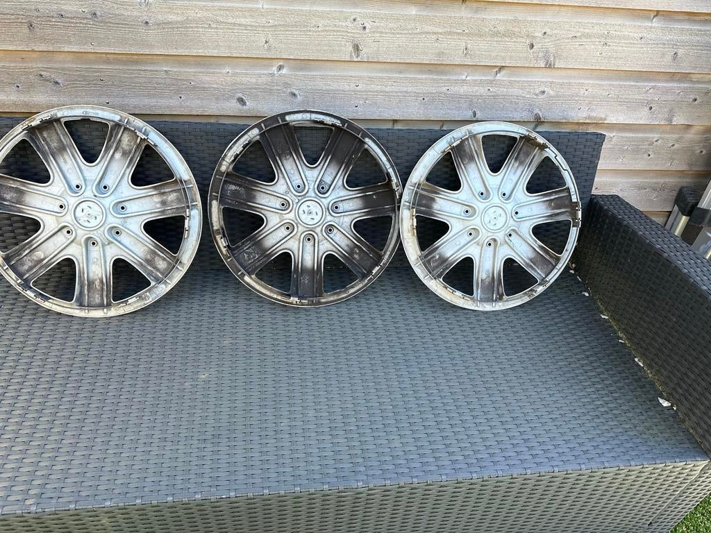 Wieldoppen 16” Renault, Ophalen of Verzenden, Gebruikt