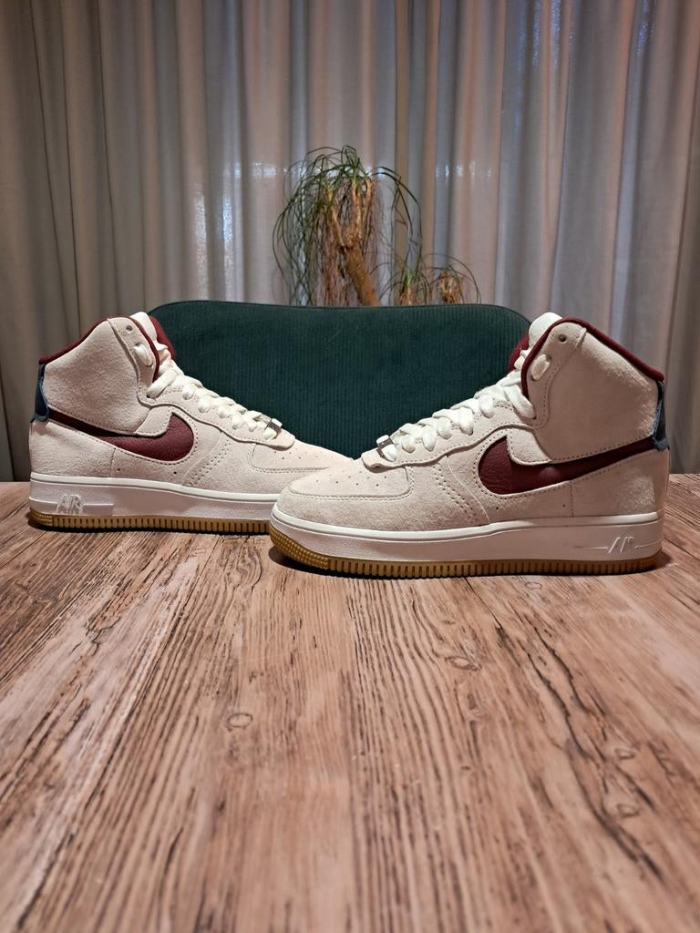 Nike Air Force 1 High Sculpt Premium Suede - Size 36, Kleding | Dames, Beige, Nike, Ophalen of Verzenden, Sneakers of Gympen