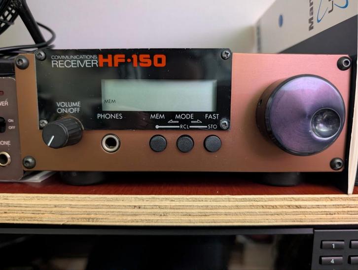 Lowe HF-150 ontvanger met IF-150 remote kabel, Telecommunicatie, Zenders en Ontvangers, Ontvanger, Ophalen of Verzenden