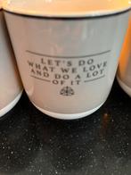 Riverdale mokken., Huis en Inrichting, Keuken | Servies, Ophalen, Zo goed als nieuw, Overige stijlen, Kop(pen) en/of Schotel(s)