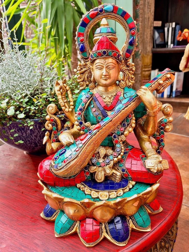 SARASVATI BEELD STONEWORK 31 CM (8,3 KG)!, Ophalen of Verzenden, Nieuw, Beeld(je), Hindoeïsme