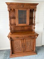 Antieke mechelse buffetkast, Ophalen