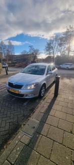 Skoda Octavia 1.2 TSI Ambition Business Line | APK 2027, Auto's, Skoda, Parkeersensor, Handgeschakeld, Particulier, Sedan