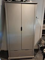 Babykamer set: Commode, hoge kast en bedje (70x140), Kinderen en Baby's, Kinderkamer | Commodes en Kasten, Ophalen, Gebruikt, 50 tot 70 cm