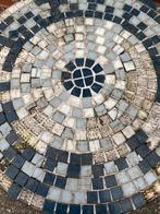 Aangeboden mozaïek ronde  tuintafel, Tuin en Terras, Ophalen of Verzenden, Zo goed als nieuw, Rond, Metaal