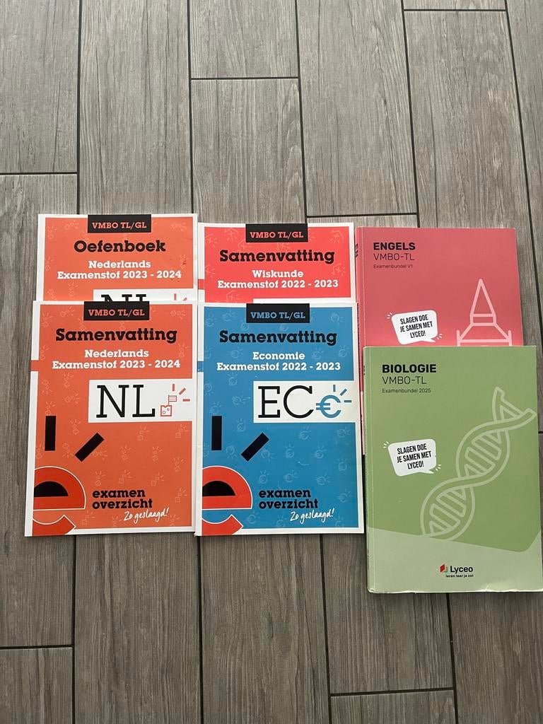 Examenbundels en samenvattingen VMBO TL/GL, Ophalen of Verzenden, Zo goed als nieuw, VMBO, Nederlands