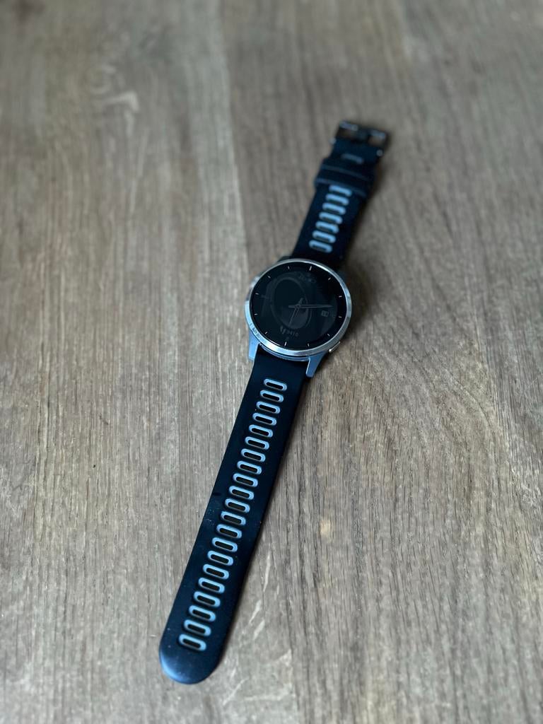 Garmin Vivoactive 4 Smartwatch - Zwart/Zilver, Sieraden, Tassen en Uiterlijk, Smartwatches, Gebruikt, Hoogte, Zwart, IOS