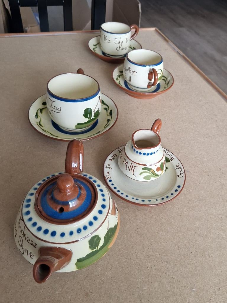 Vintage Schots servies: theepot, melkkan, kopjes en schotels, Ophalen of Verzenden