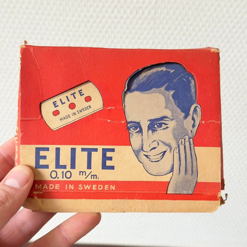 Brocante Scheermesjes Elite Rood Made in Sweden, Verzamelen, Antiek en Kunst, Ophalen of Verzenden