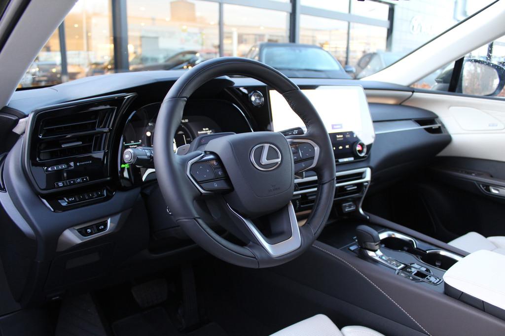 Lexus RX 450h+ Plug-in Hybrid President Line | Rijklaar | Pa, Auto's, Lexus, Automaat, Gebruikt, Adaptive Cruise Control, 4 cilinders