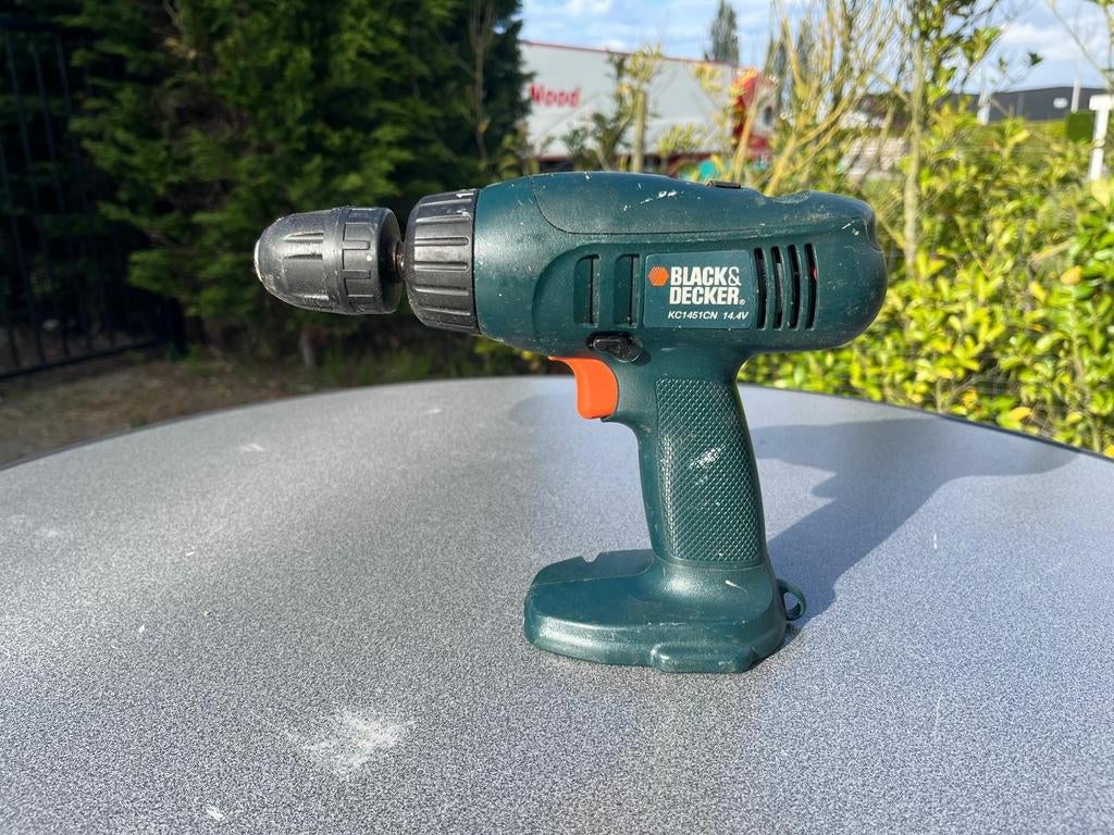 Black & Decker 14.4V Boor-/Schroefmachine, Gebruikt, Variabele snelheid, Ophalen of Verzenden, Boor- en Schroefmachine