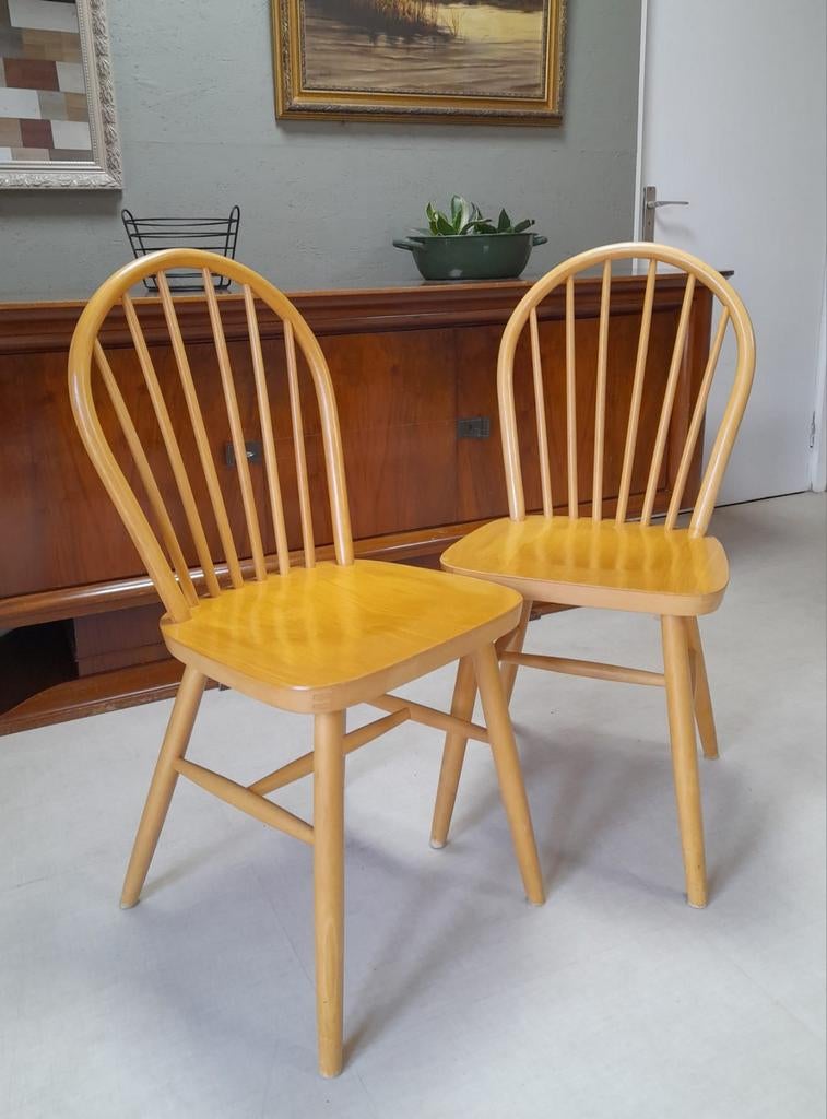 2 Vintage Ercol Windsor stijl stoelen, Ophalen
