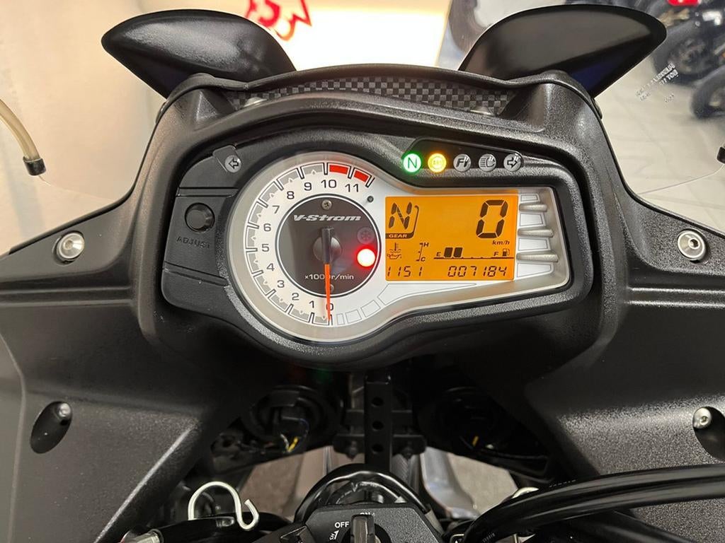 Suzuki V STROM 650 (bj 2014), Suzuki, 2 cilinders, Motorrijbewijs A, Bedrijf