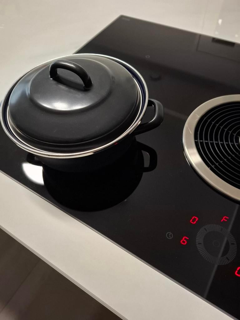 BK Braadpan / Kookpan - Zwart geëmailleerd, Huis en Inrichting, Keuken | Potten en Pannen, Overige materialen, Gebruikt, Ophalen of Verzenden