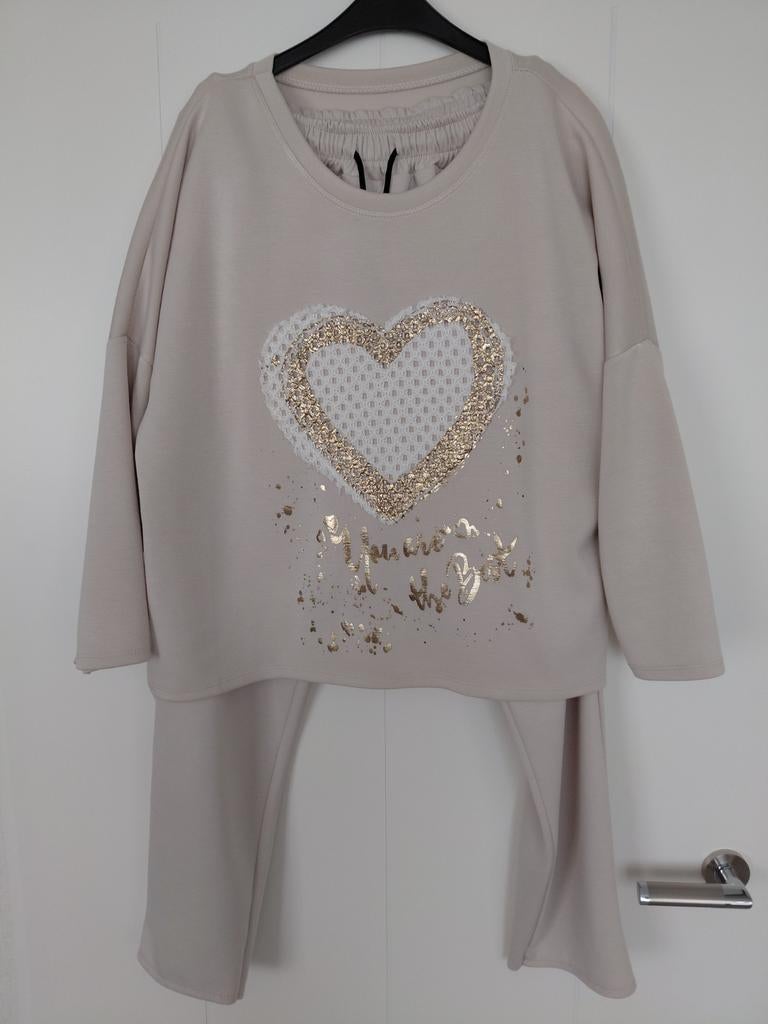 Apart huispak joggingpak crème goud 1 maat, Kleding | Dames, Huispakken, Ophalen of Verzenden, Nieuw, Maat 38/40 (M), Beige