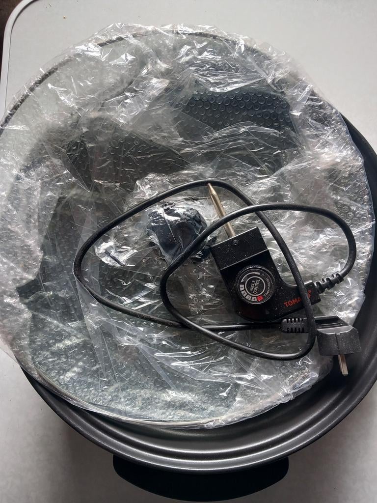 Nieuwe Tomado pizza/party pan 40cm, Ophalen, Nieuw, 4 t/m 7 personen