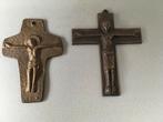 Twee prachtige bronzen kruizen, ambachtelijk gegoten, Ophalen of Verzenden