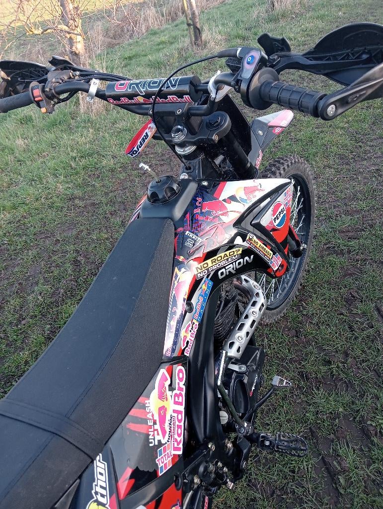 (Crossmotor Orion, agb36 250cc)NU..slechts 1100,,€, 250 cc, Zo goed als nieuw, 5 versnellingen, Ophalen