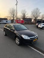 Opel Astra 1.6| 2009 Zwart| NAP | nieuw APK, Auto's, Voorwielaandrijving, 15 km/l, 4 cilinders, Zwart
